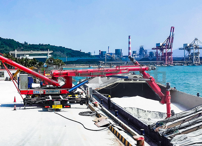 800-5000 DWT 150-500t/h যানবাহন মাউন্টেড স্ক্রু শিপ আনলোডার